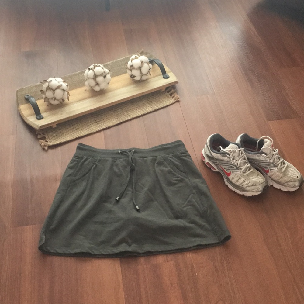 Green Tea Skorts